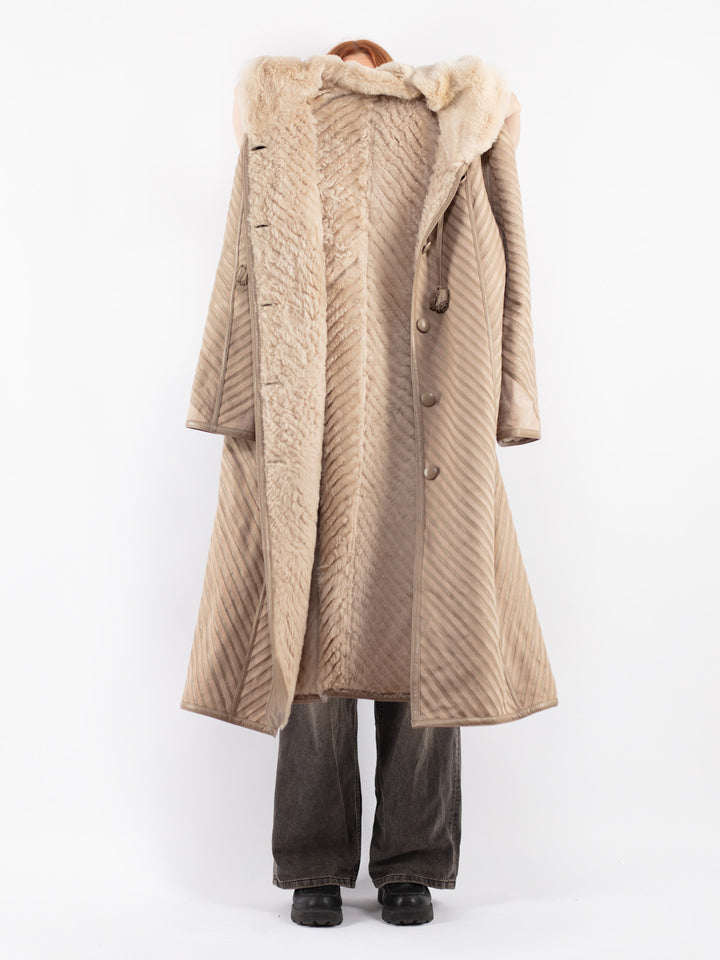 Vintage 70's Women Sheepskin Coat in Beige