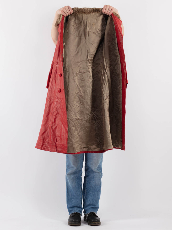 Vintage 70's Women Leather Coat in RedV9292