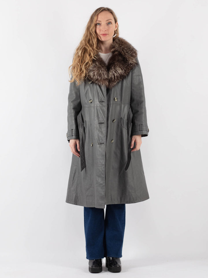 Vintage 70's Women Leather Coat in GrayV9422