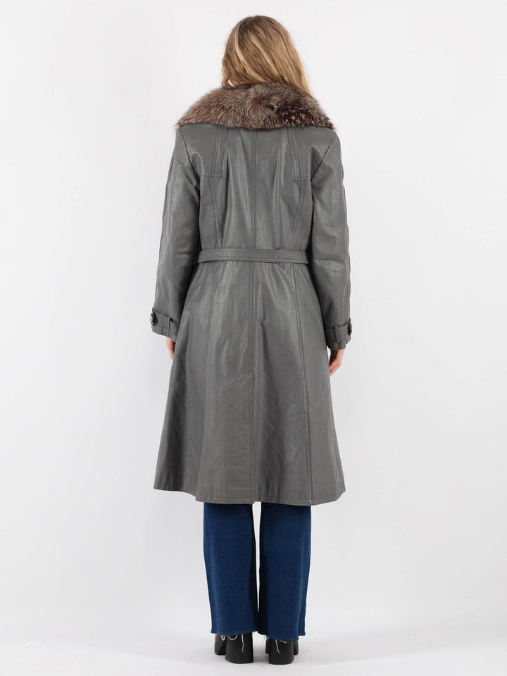 Vintage 70's Women Leather Coat in GrayV9422