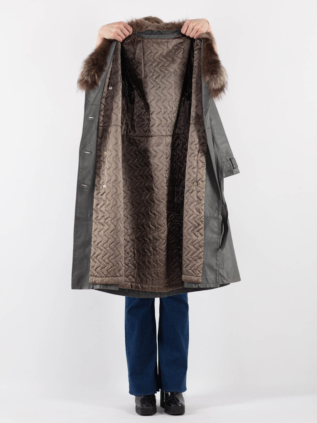 Vintage 70's Women Leather Coat in GrayV9422