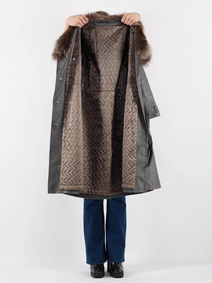 Vintage 70's Women Leather Coat in GrayV9422