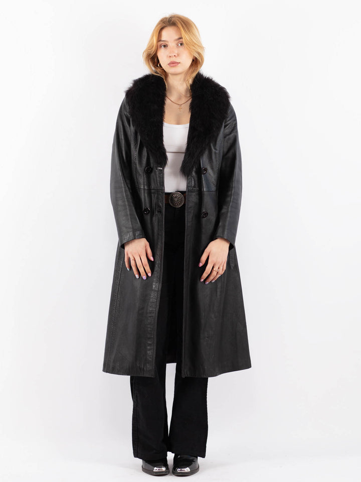 Vintage 90's Women Leather Coat in BlackV9726