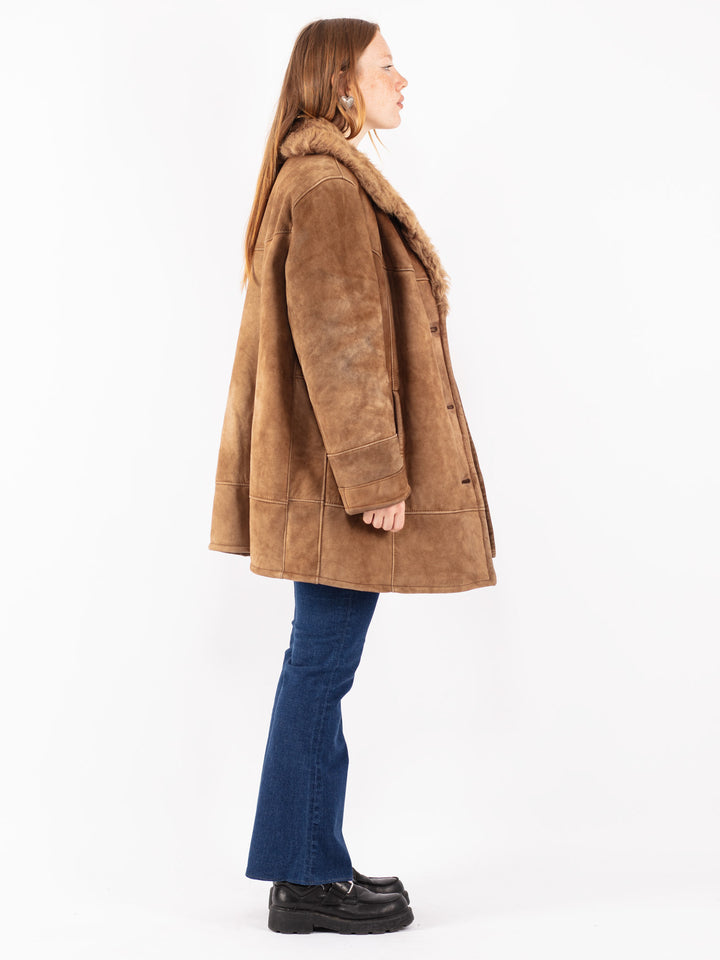 Vintage 70's Women Sheepskin Coat in Beige