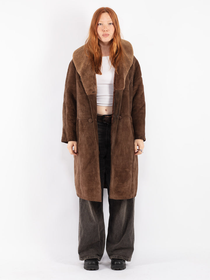 Vintage 70's Women Sheepskin Coat in Brown