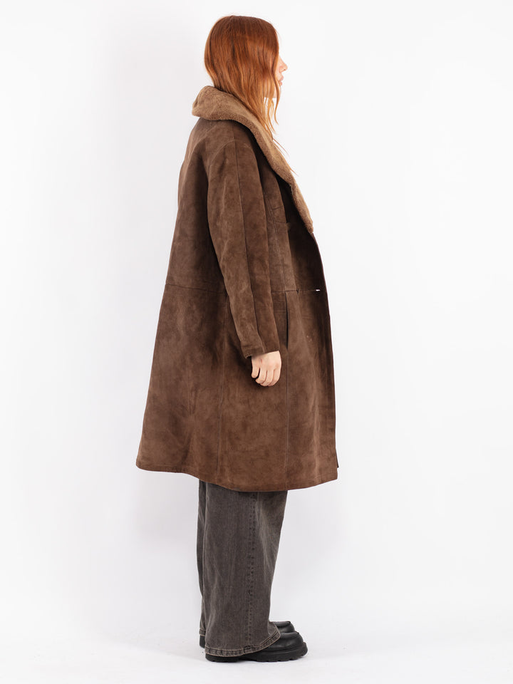 Vintage 70's Women Sheepskin Coat in Brown