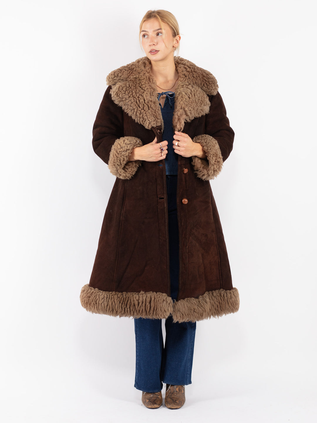 Vintage 70's Women Sheepskin Coat in Brown