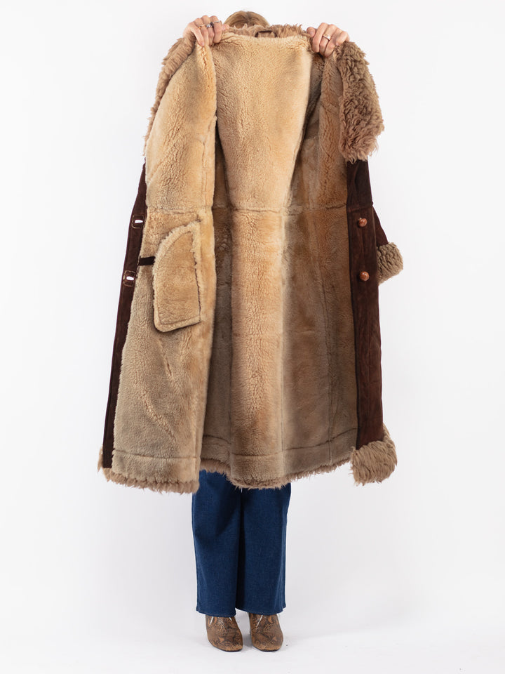 Vintage 70's Women Sheepskin Coat in Brown