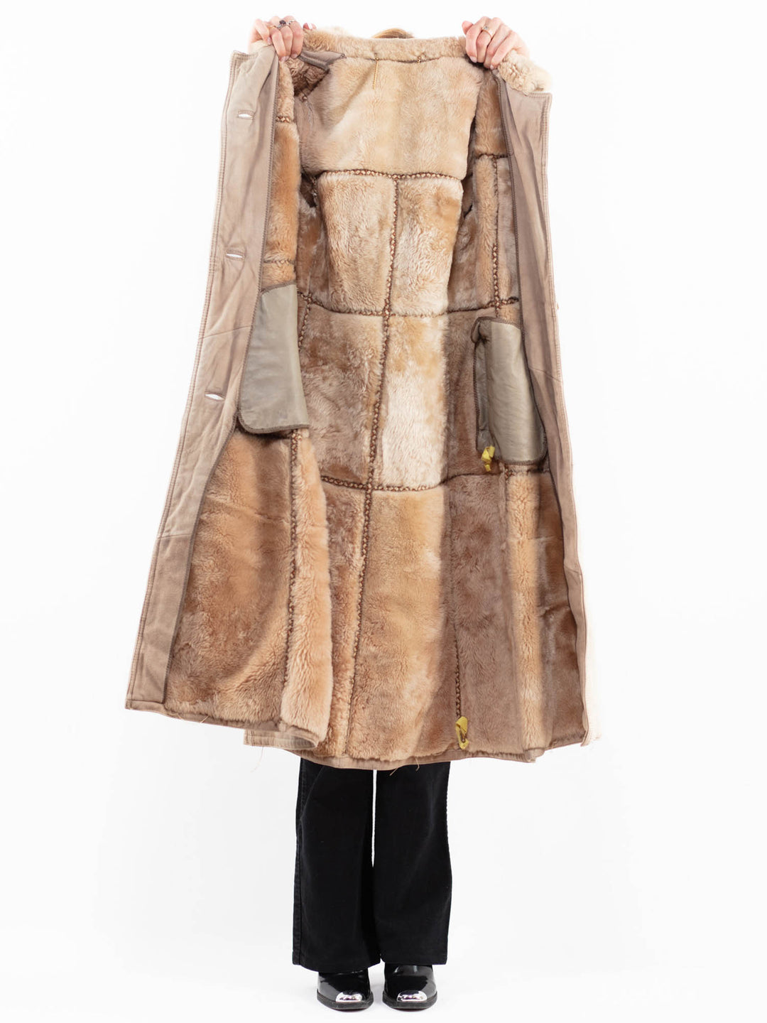 Vintage 70's Women Sheepskin Coat in BeigeA0137