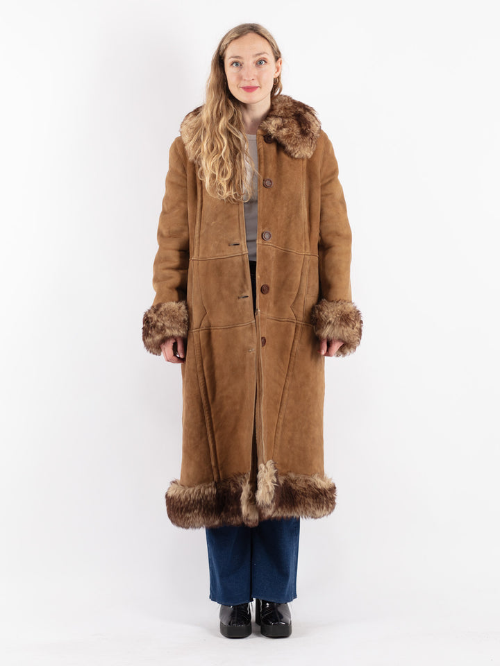 Vintage 70's Women Sheepskin Coat in Beige