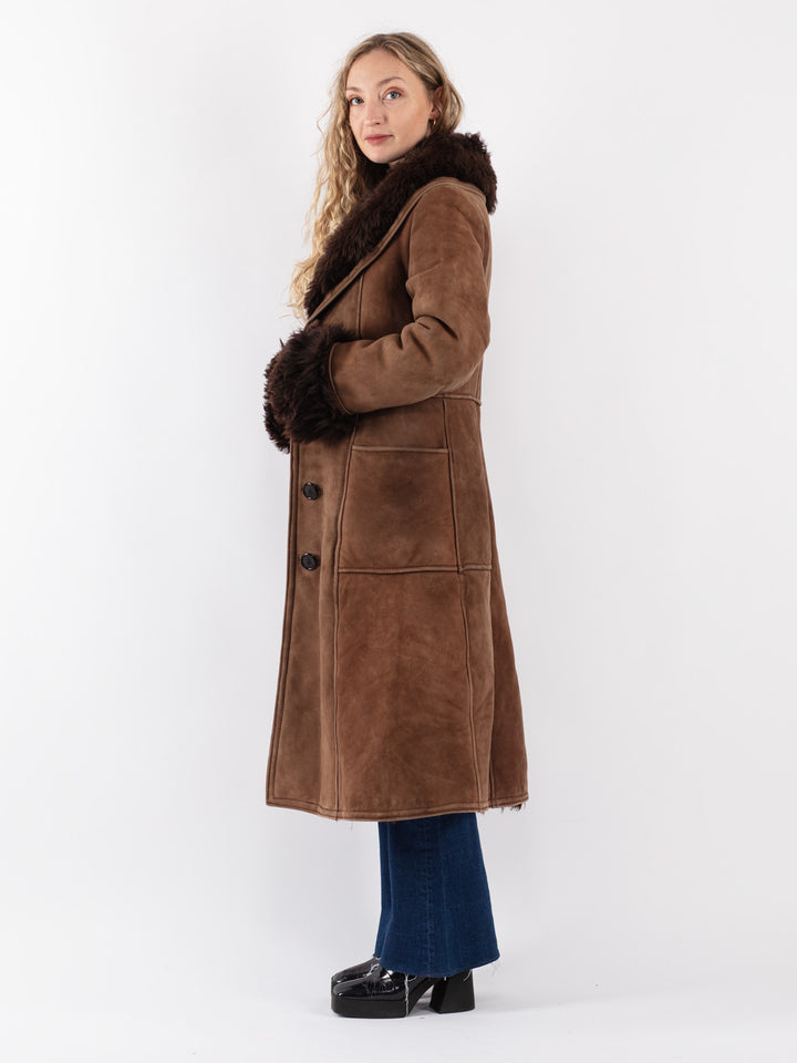 Vintage 70's Women Sheepskin Coat in Brown