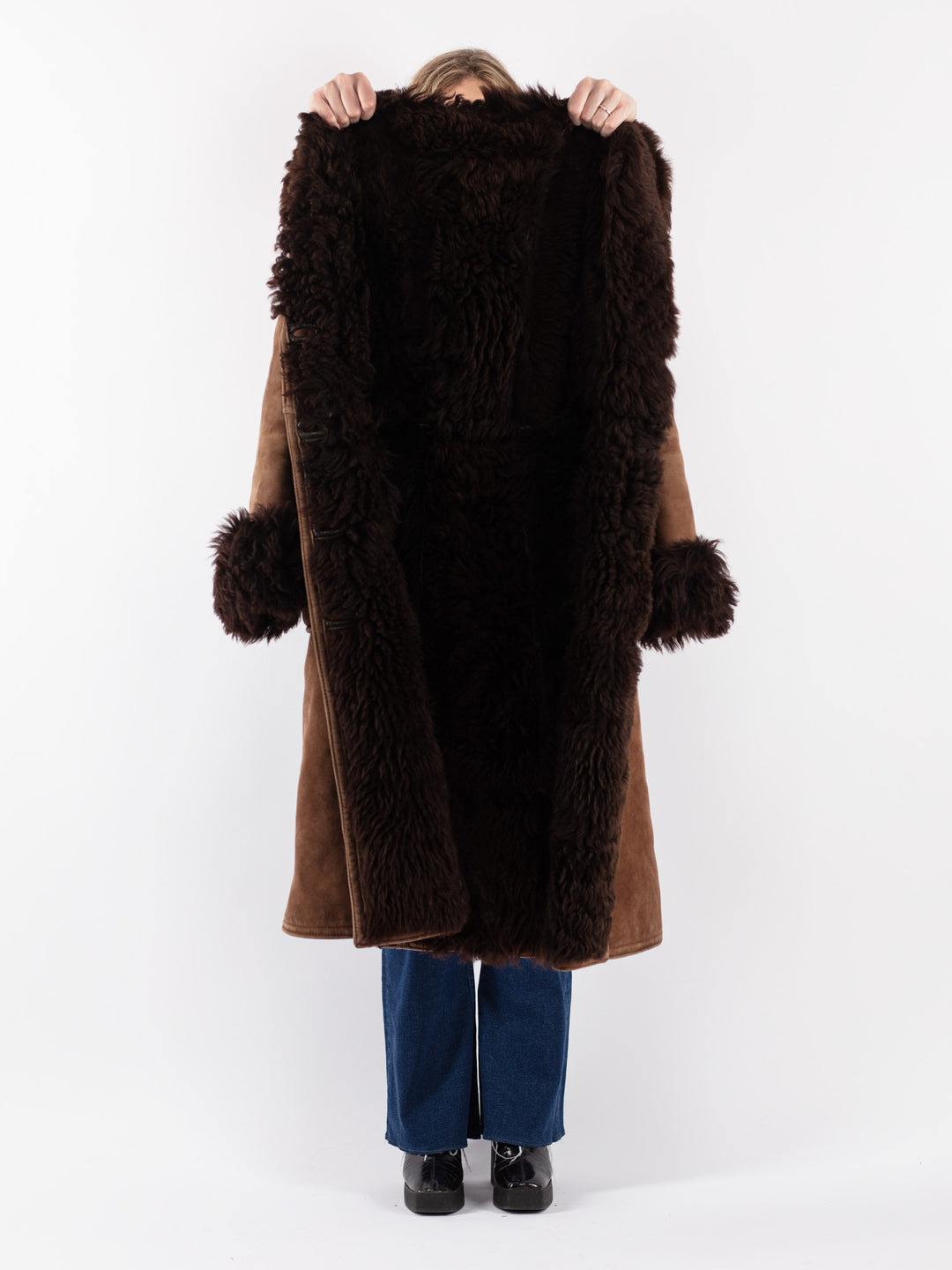 Vintage 70's Women Sheepskin Coat in Brown