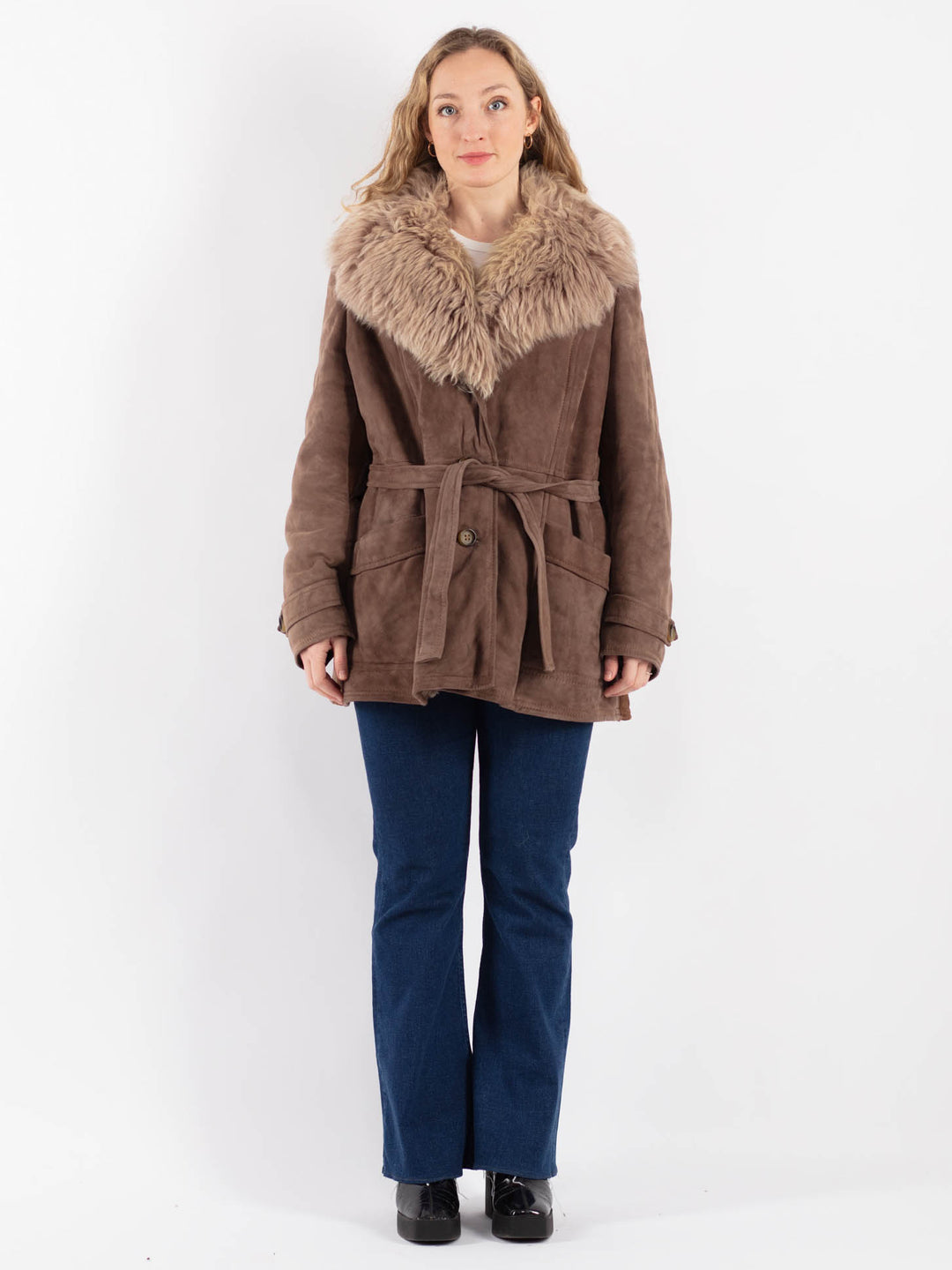 Vintage 70's Women Sheepskin Coat in BeigeV9136