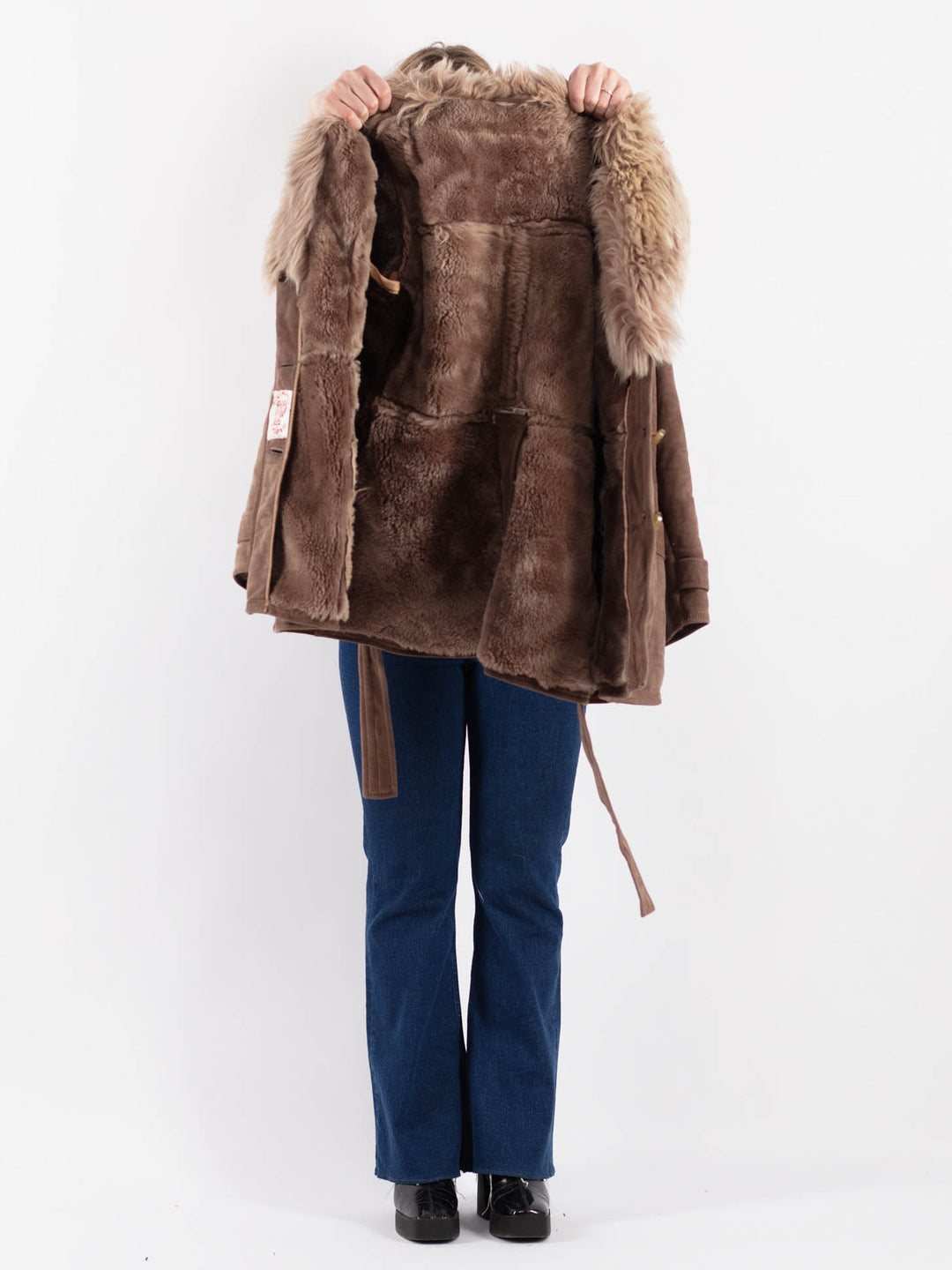 Vintage 70's Women Sheepskin Coat in BeigeV9136