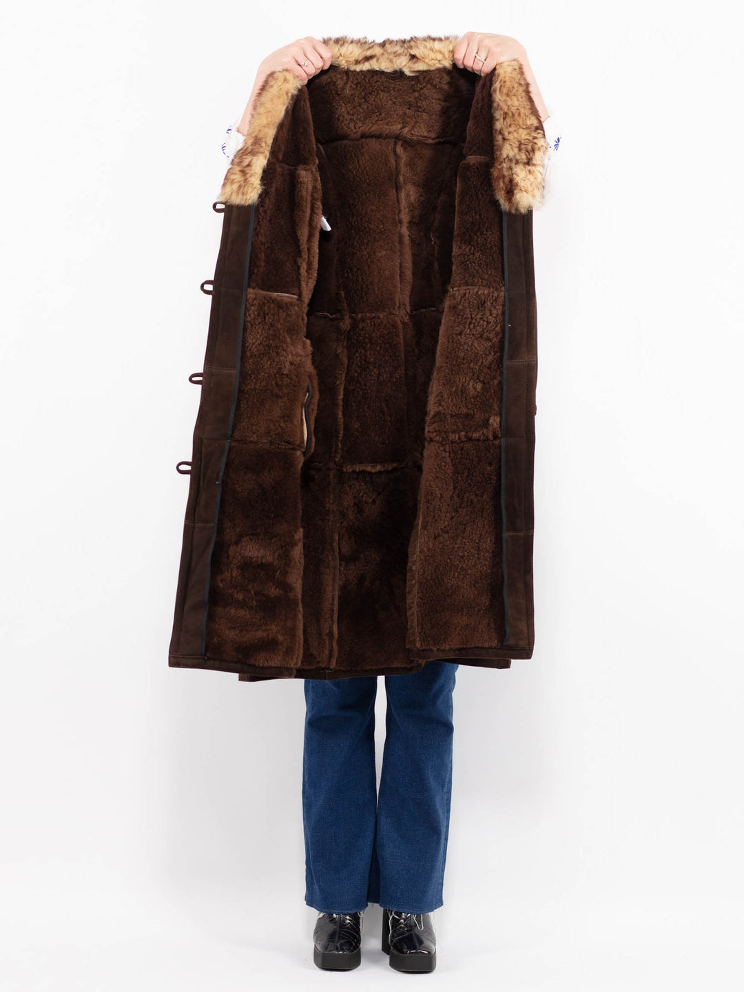 Vintage 70's Women Sheepskin Coat in BrownA0981