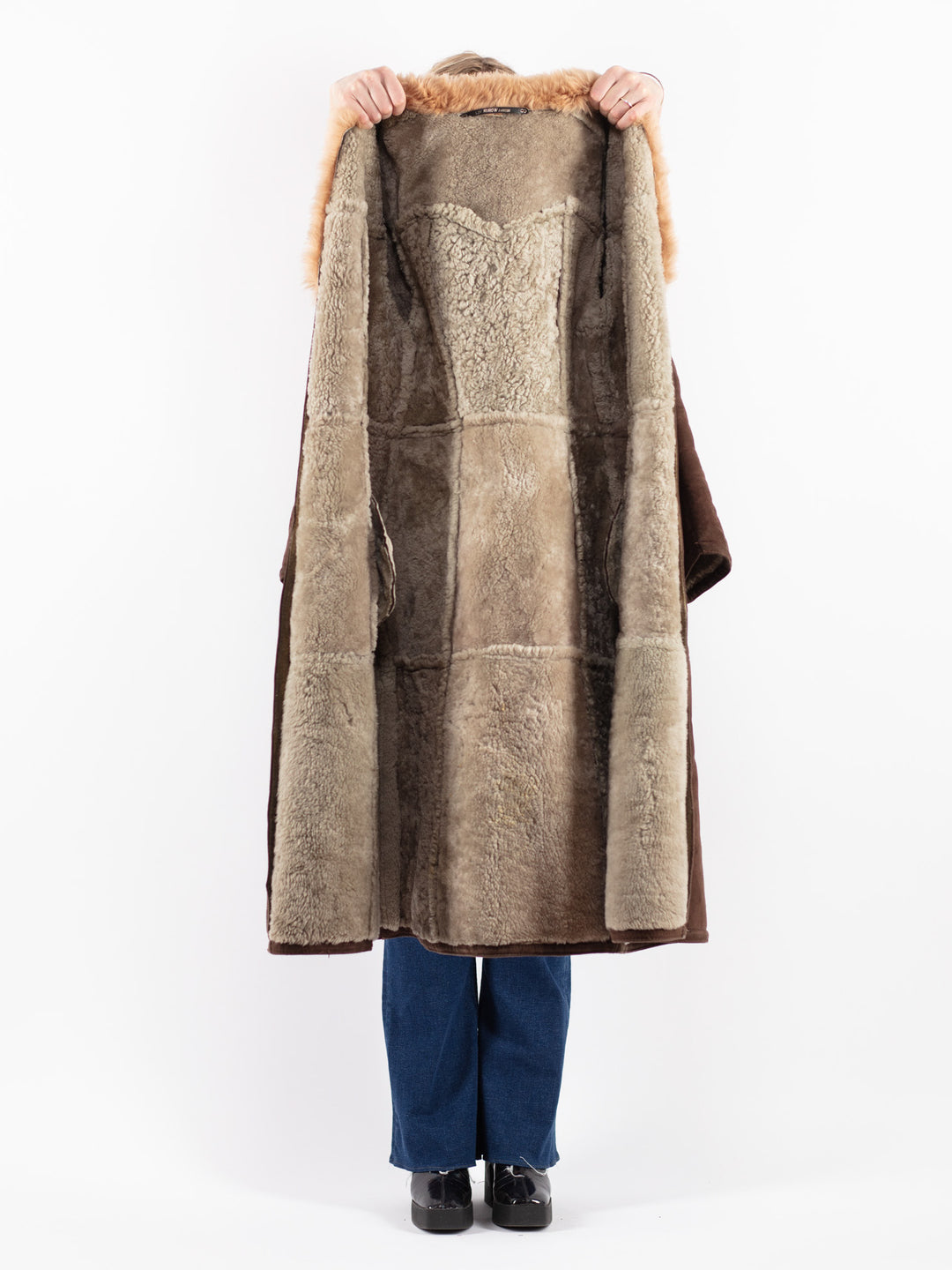 Vintage 70's Women Sheepskin Coat in Brown