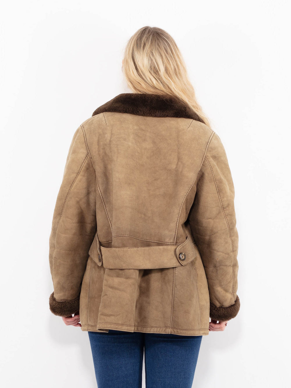 Vintage 70's Women Sheepskin Coat in BeigeA0982