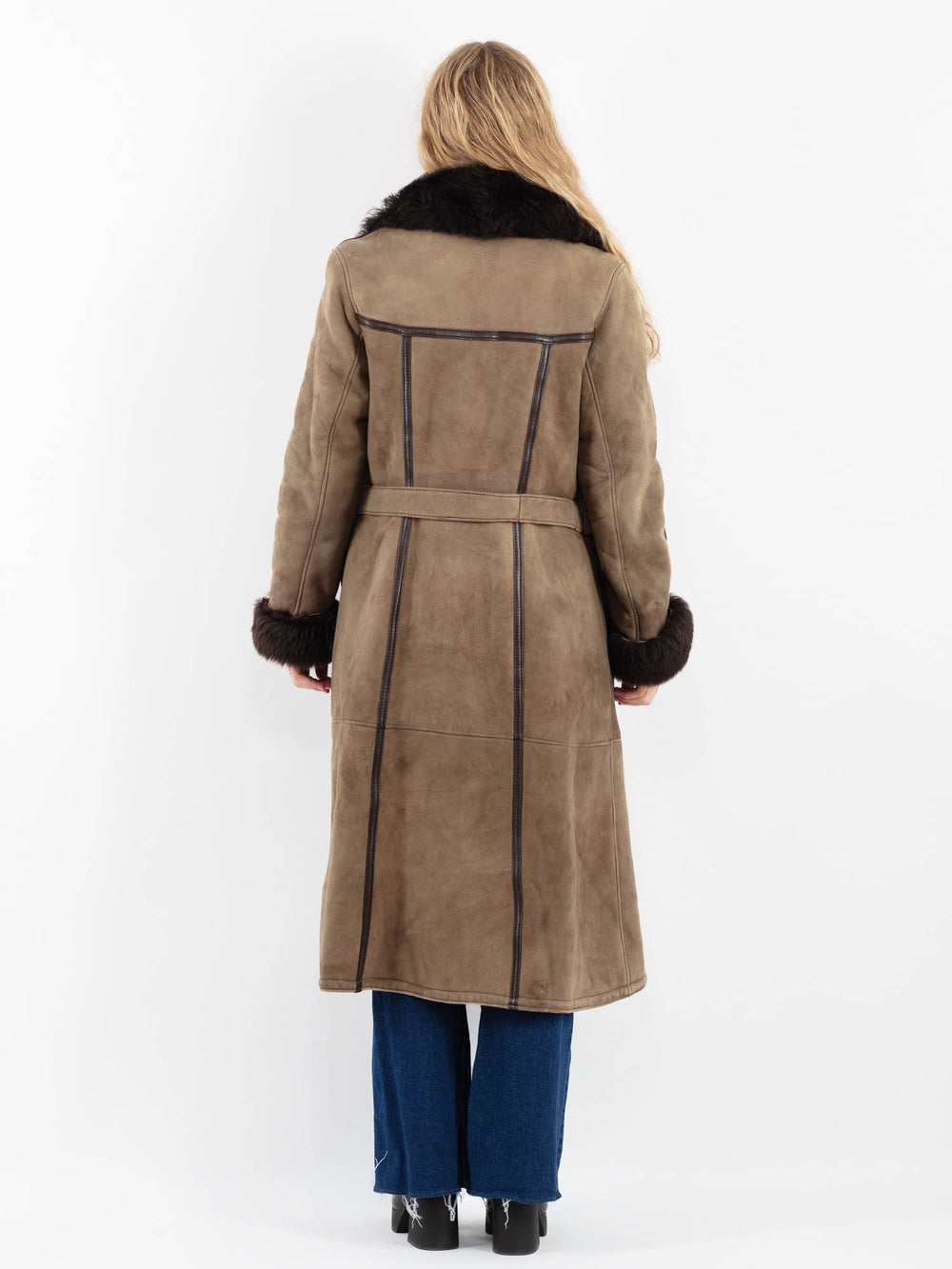 Vintage 70's Women Sheepskin Coat in BeigeV9852