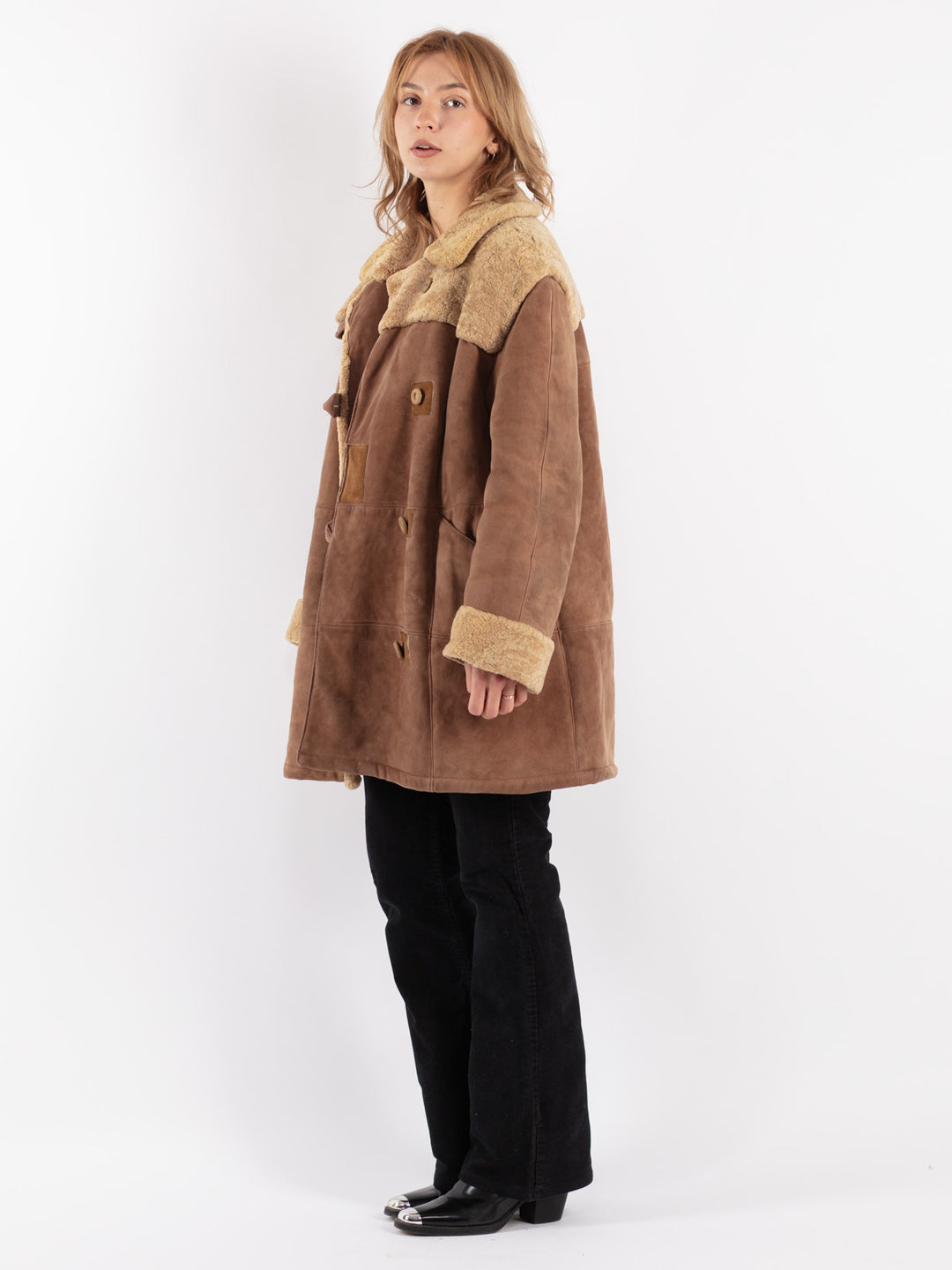 Vintage 70's Women Sheepskin Coat in Brown