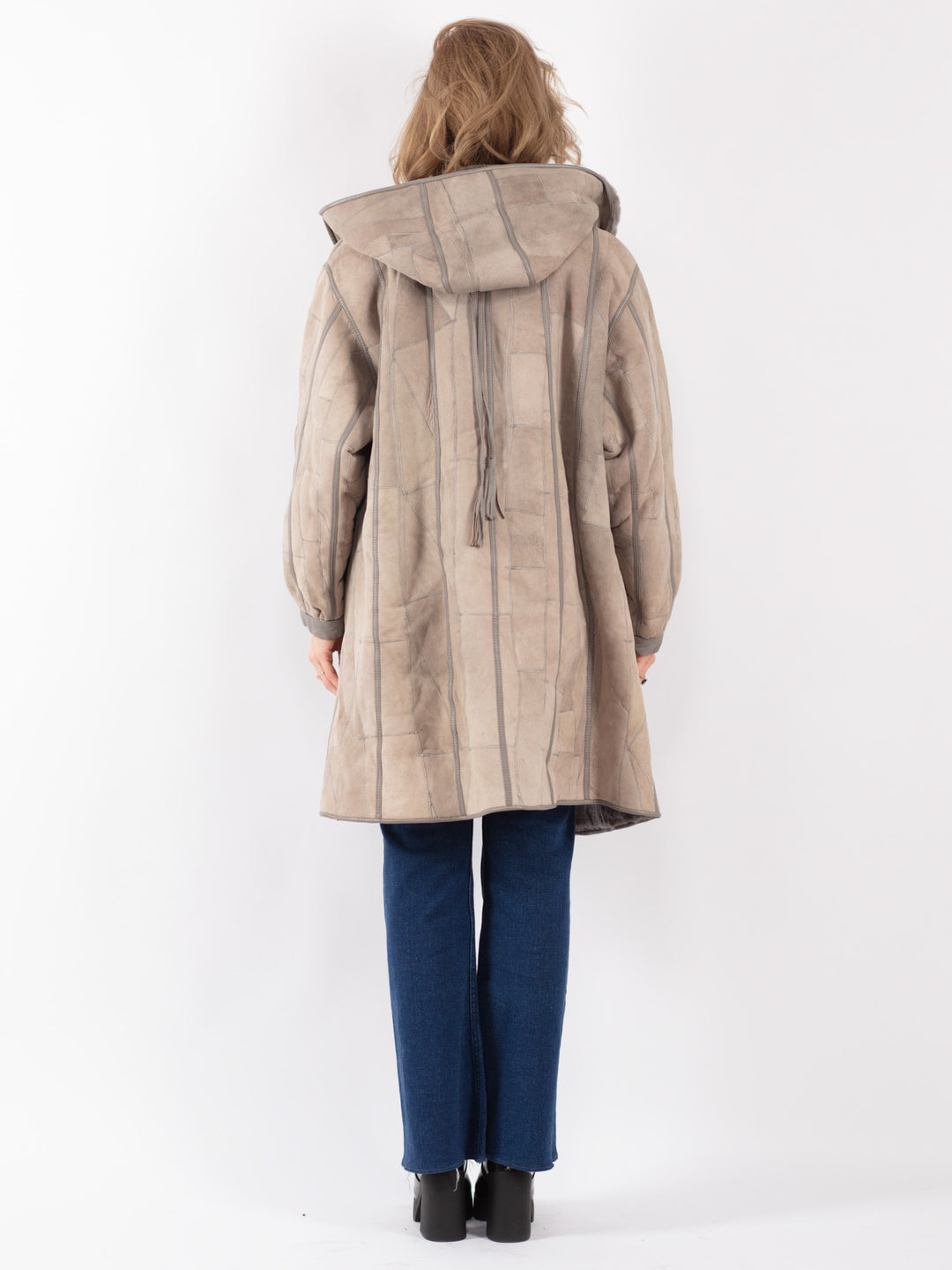 Vintage 70's Women Sheepskin Coat in Beige