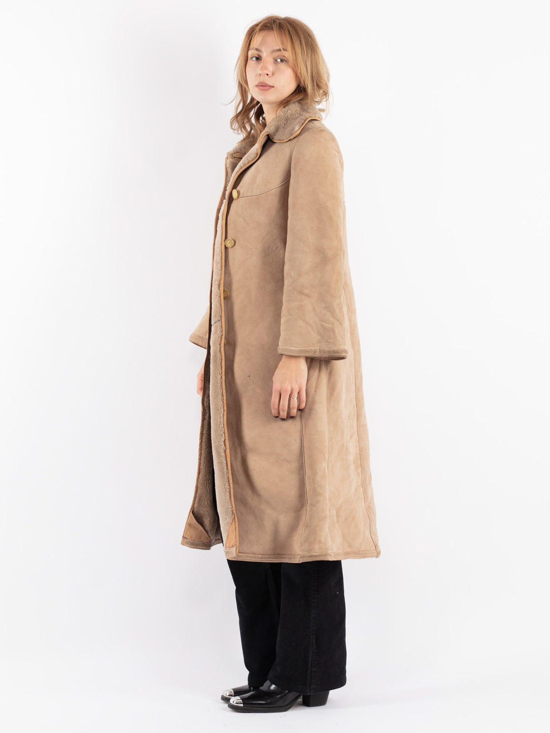 Vintage 70's Women Sheepskin Coat in Beige