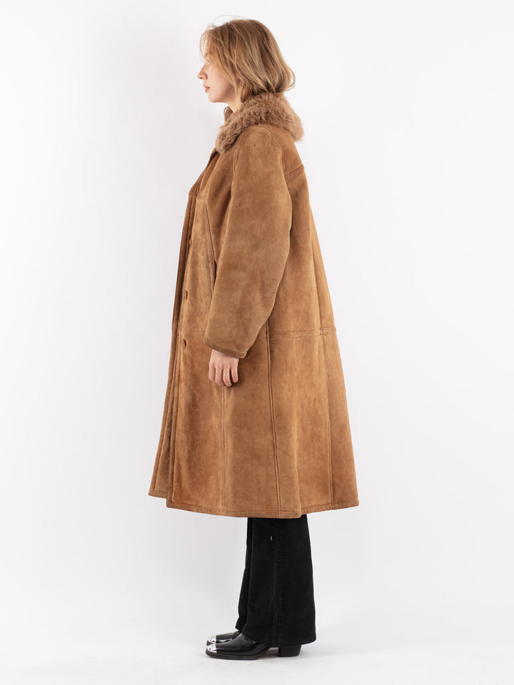 Vintage 70's Women Sheepskin Coat in Beige