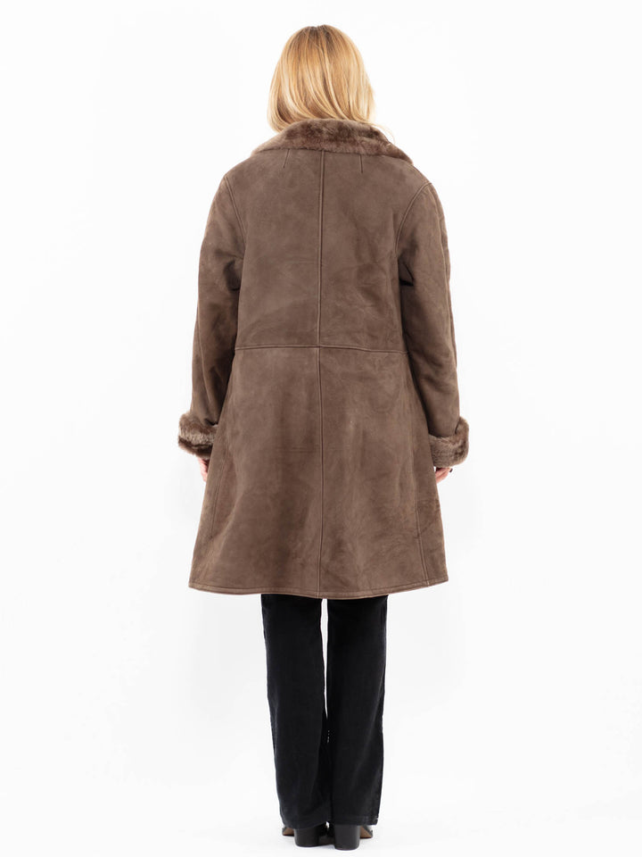 Vintage 70's Women Sheepskin Coat in BrownA0150