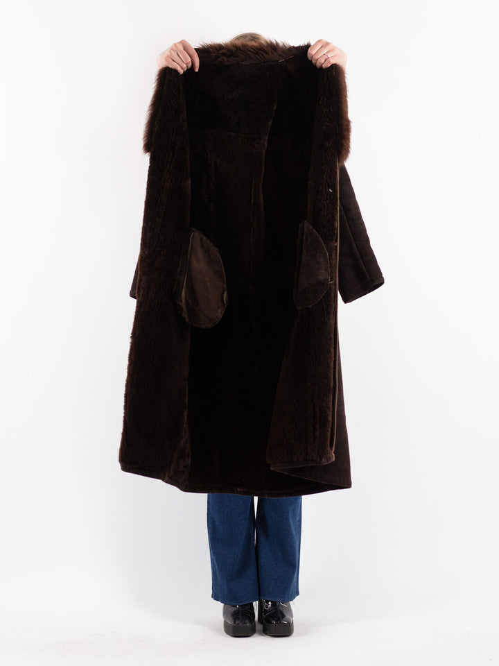Vintage 70's Women Sheepskin Shearling Coat in Brown