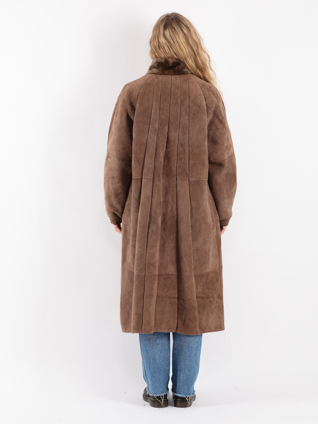 Vintage 70's Women Sheepskin Coat in Brown