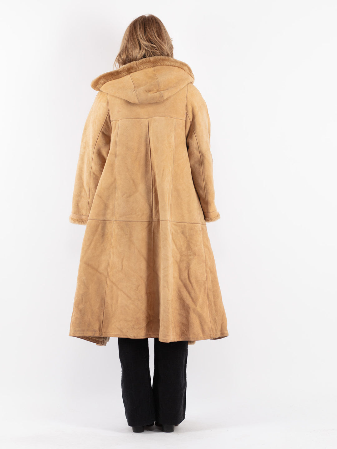 Vintage 70's Women Sheepskin Coat in Beige