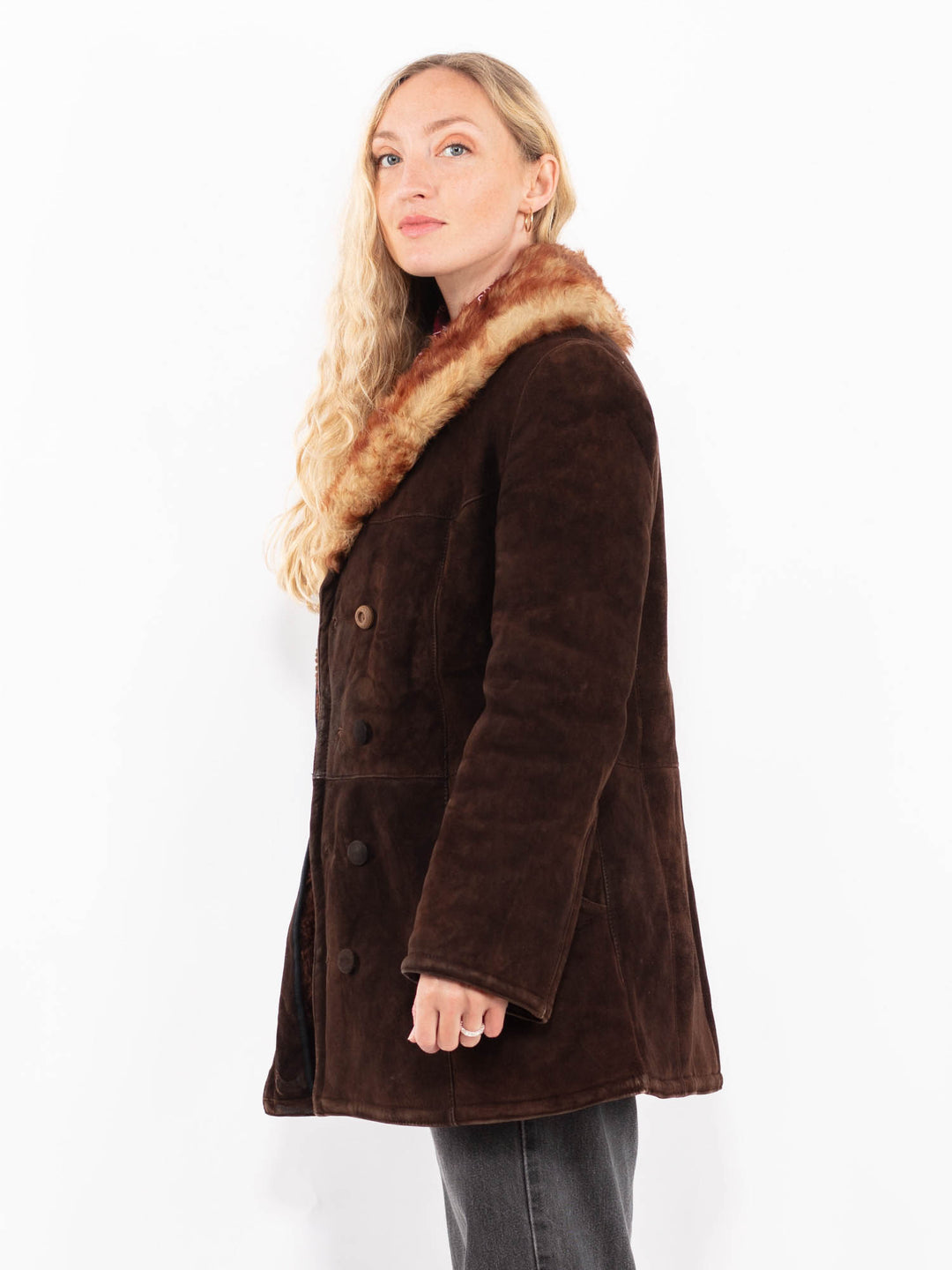 Vintage 70's Women Sheepskin Coat in BrownA0607