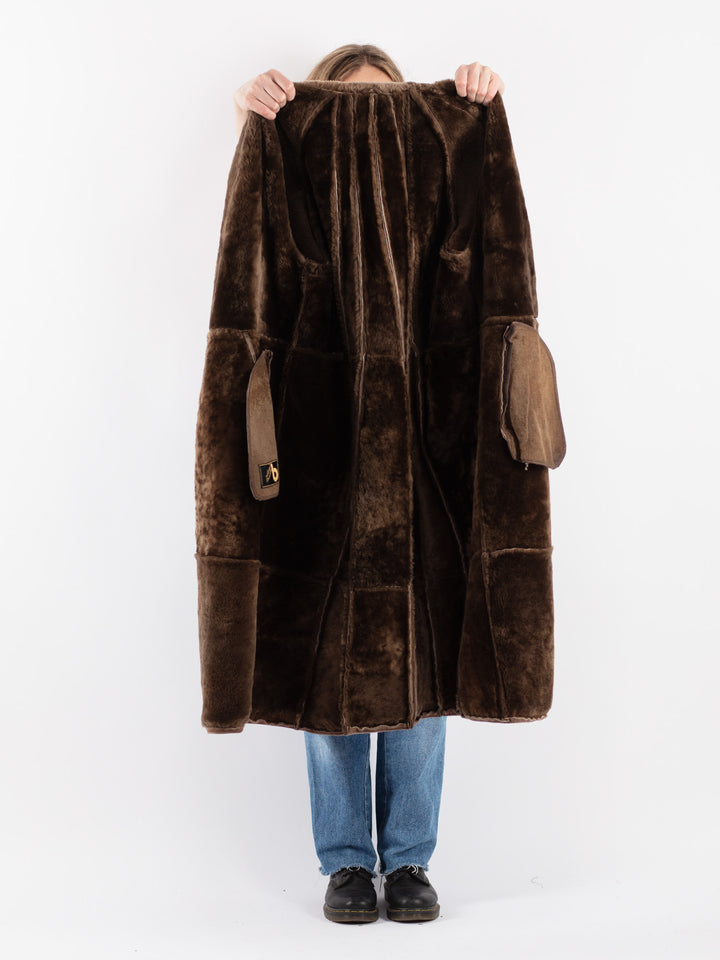Vintage 70's Women Sheepskin Coat in Brown