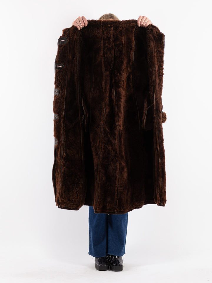 Vintage 70's Women Sheepskin Coat in Brown