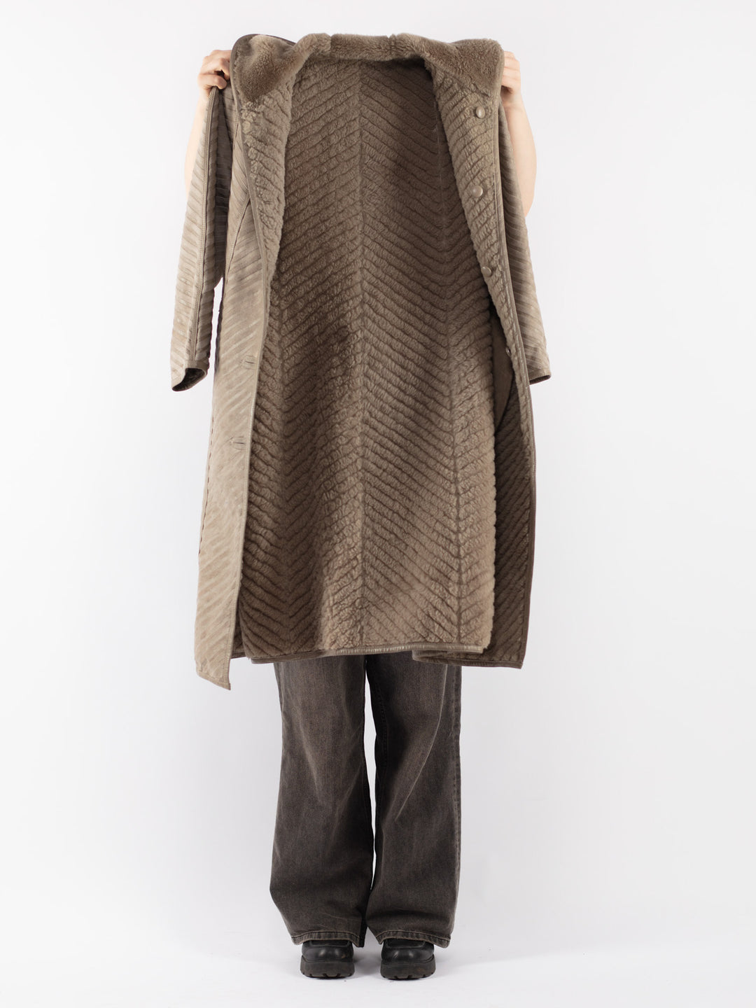 Vintage 70's Women Sheepskin Coat in Beige