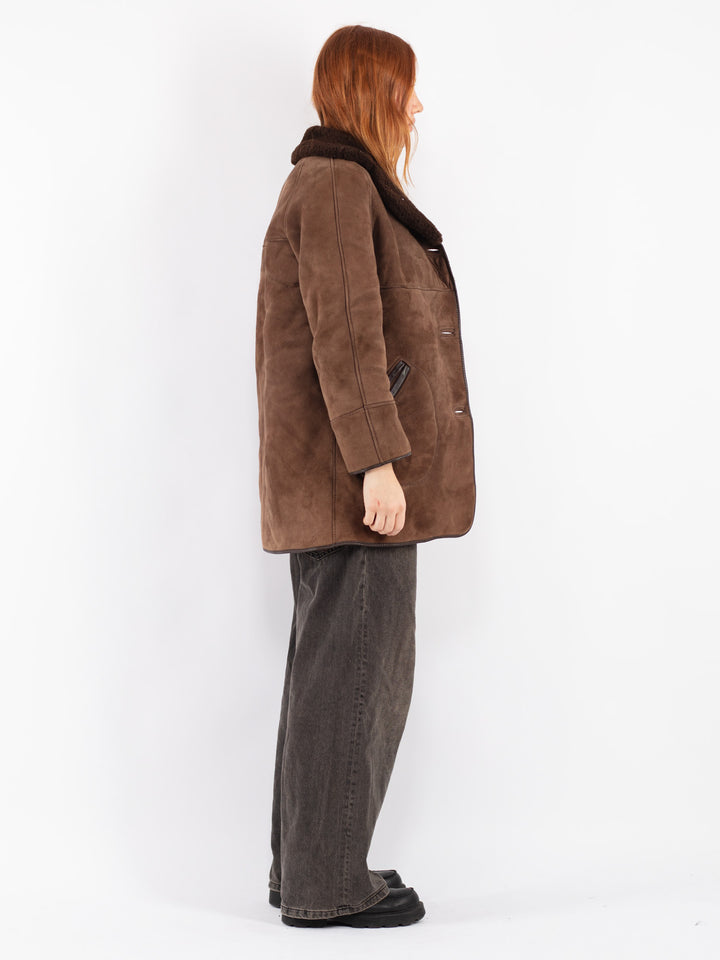 Vintage 70's Women Sheepskin Shearling Coat in Brown