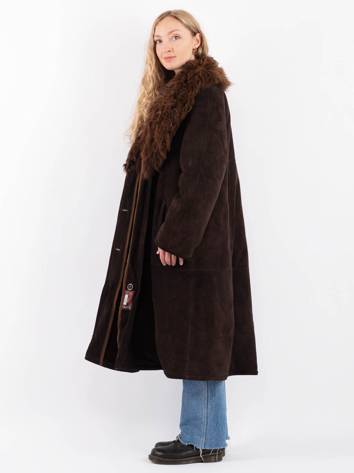 Vintage 70's Women Sheepskin Shearling Coat in BrownV9458