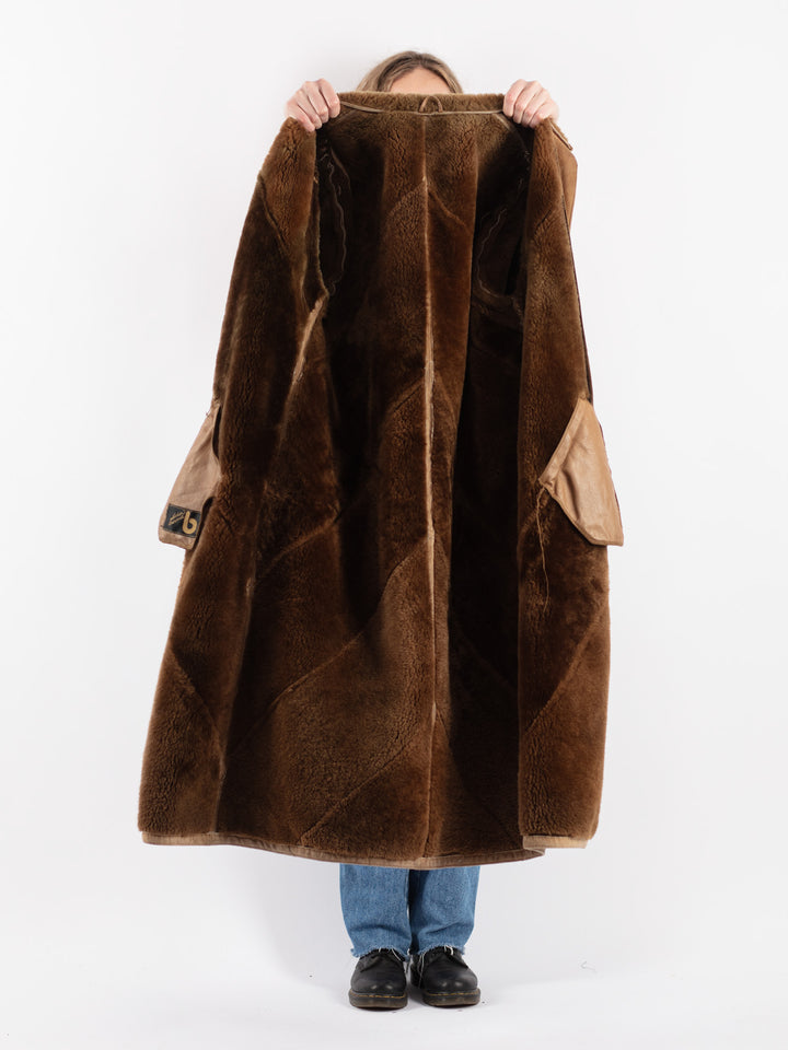 Vintage 70's Women Sheepskin Coat in Beige