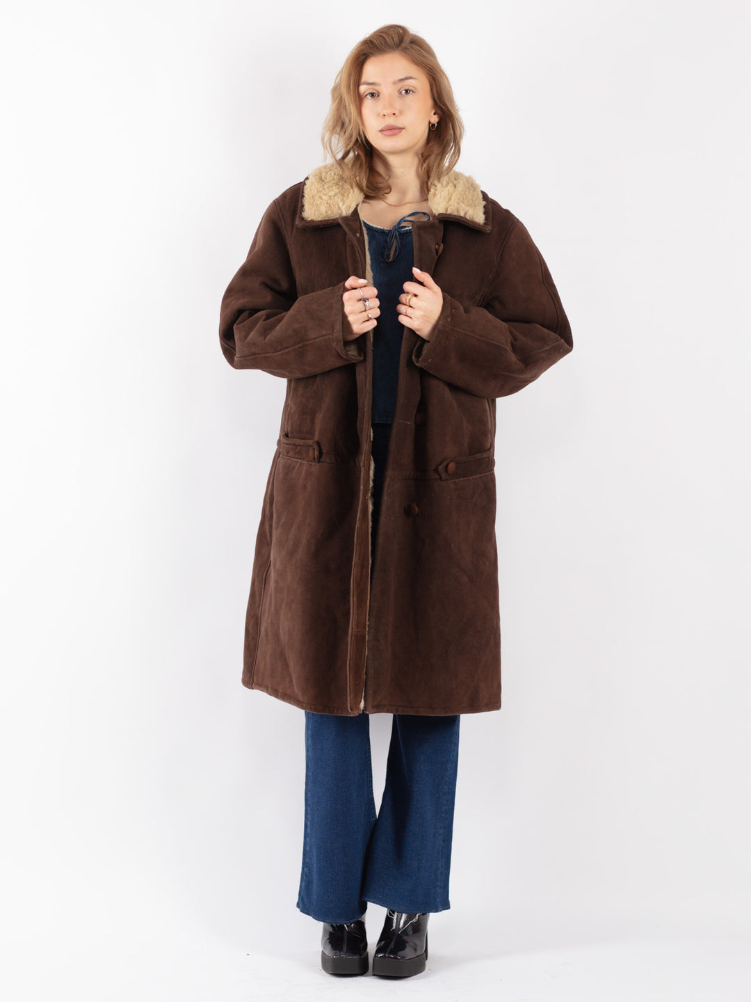 Vintage 70's Women Sheepskin Coat in Brown