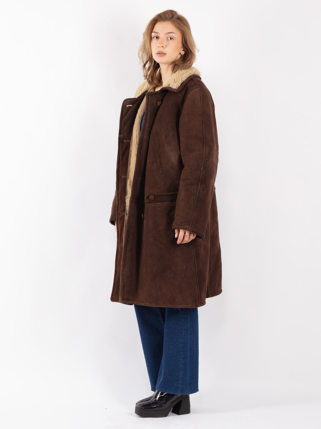 Vintage 70's Women Sheepskin Coat in Brown