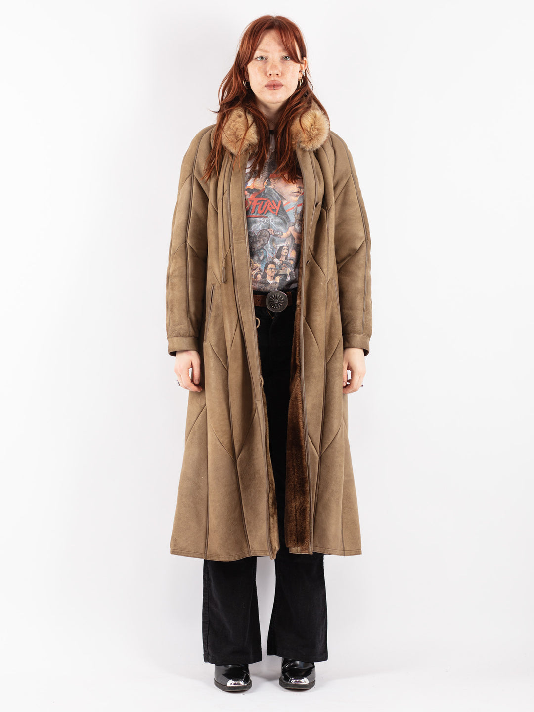 Vintage 70's Women Sheepskin Coat in Beige