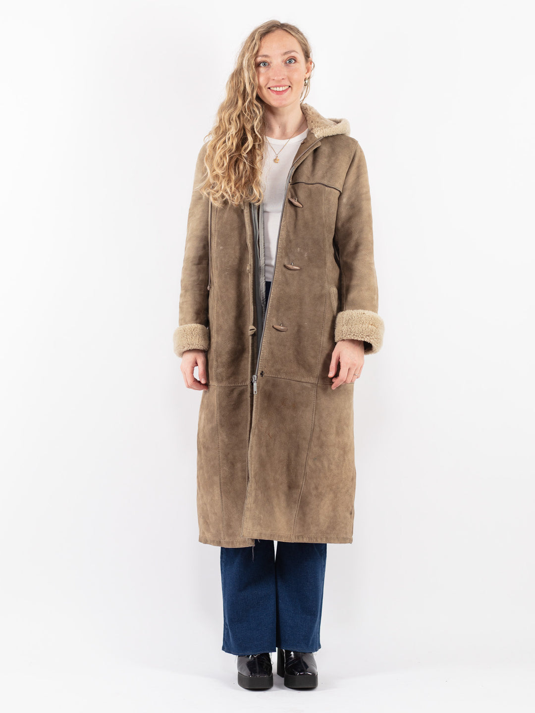 Vintage 70's Women Sheepskin Coat in Beige