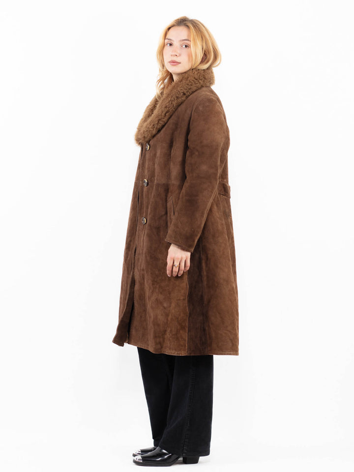 Vintage 70's Women Sheepskin Coat in BrownA0164