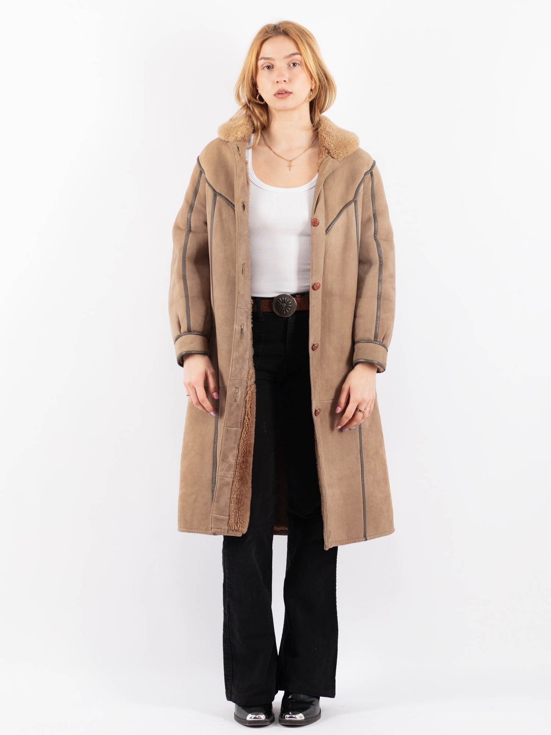 Vintage 70's Women Sheepskin Coat in BeigeV9657