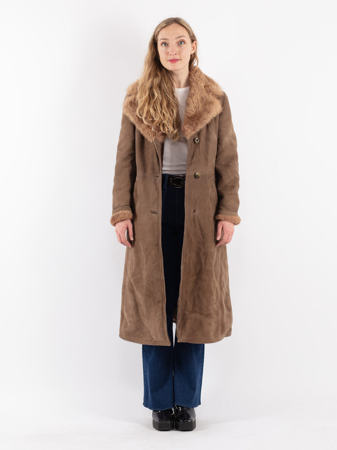 Vintage 70's Women Sheepskin Coat in Beige
