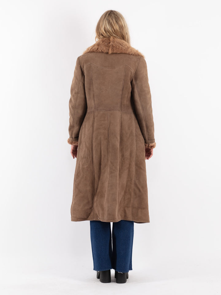 Vintage 70's Women Sheepskin Coat in Beige