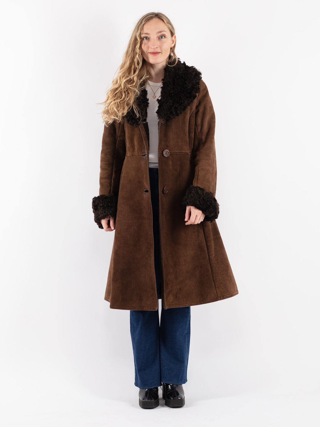 Vintage 70's Women Sheepskin Coat in Brown