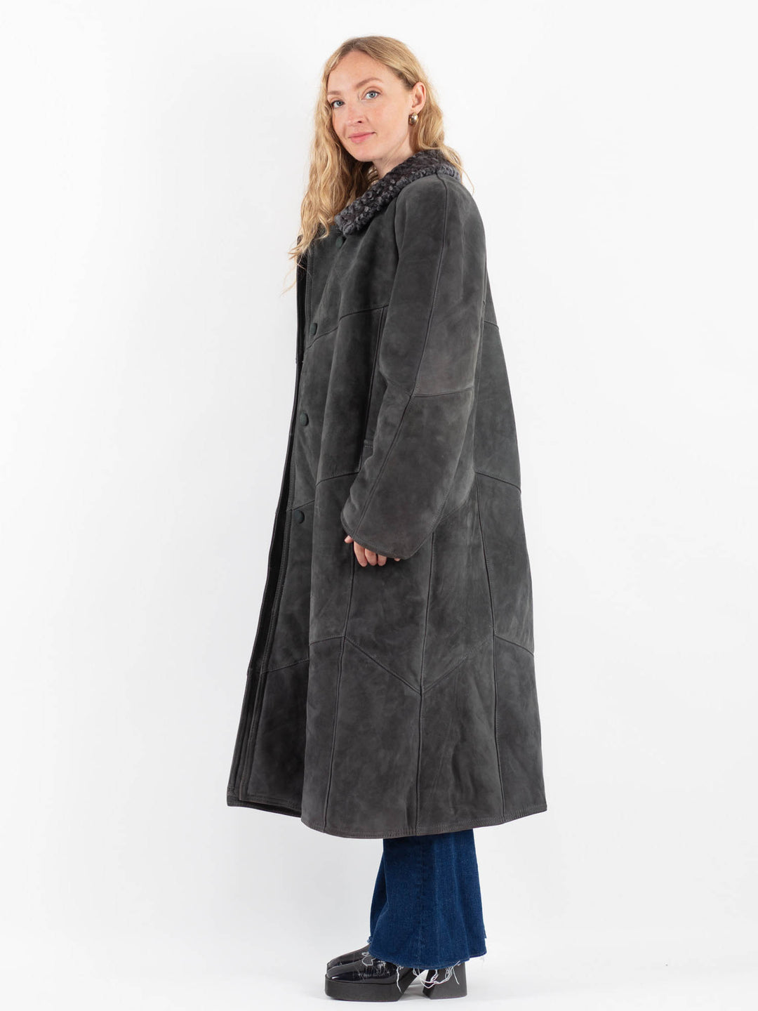 Vintage 70's Women Sheepskin Coat in GrayV9874