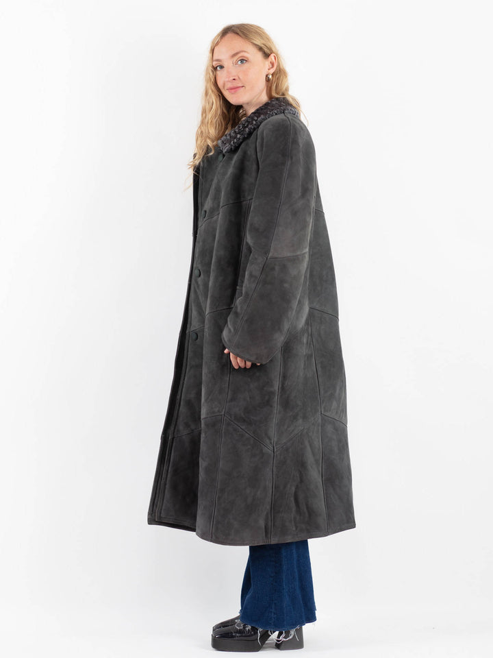 Vintage 70's Women Sheepskin Coat in GrayV9874