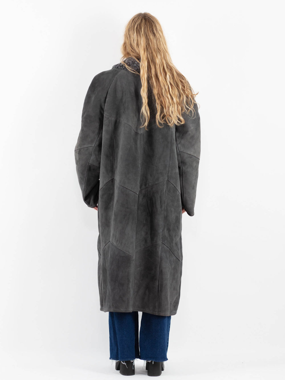 Vintage 70's Women Sheepskin Coat in GrayV9874