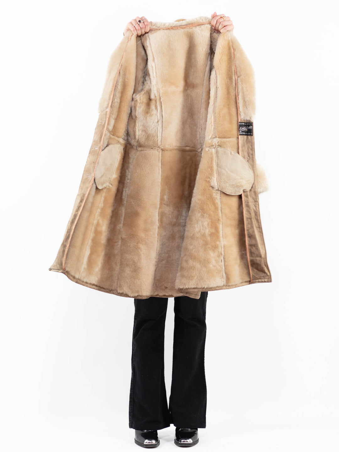 Vintage 70's Women Sheepskin Coat in BeigeA0168